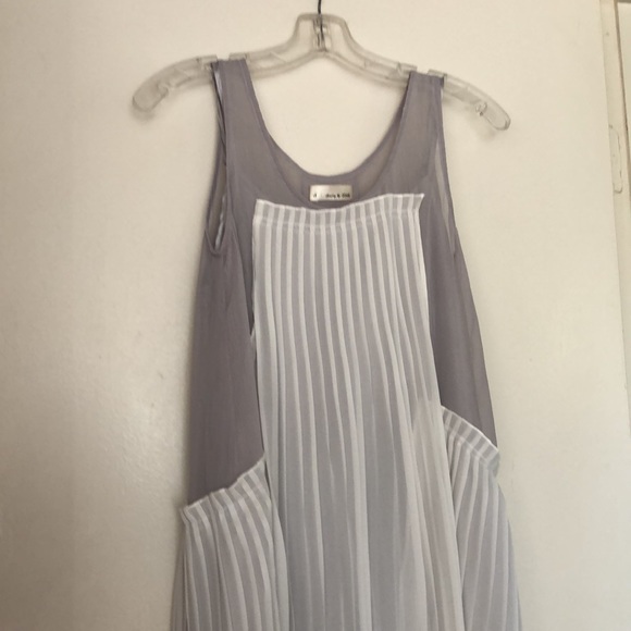 VINTAGE BABY DOLL PLEATED DRESS by Dressing by 2068. SIZE SMALL - Picture 6 of 16